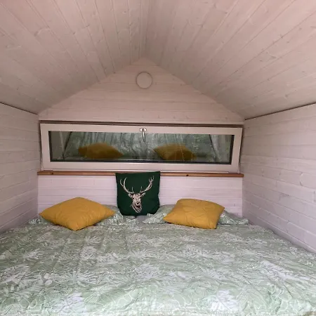 Pod Strani 3 * Kninicky